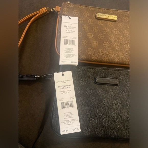 2 Adrienne vittadini Top zip clutch w/wristlet - Picture 3 of 3